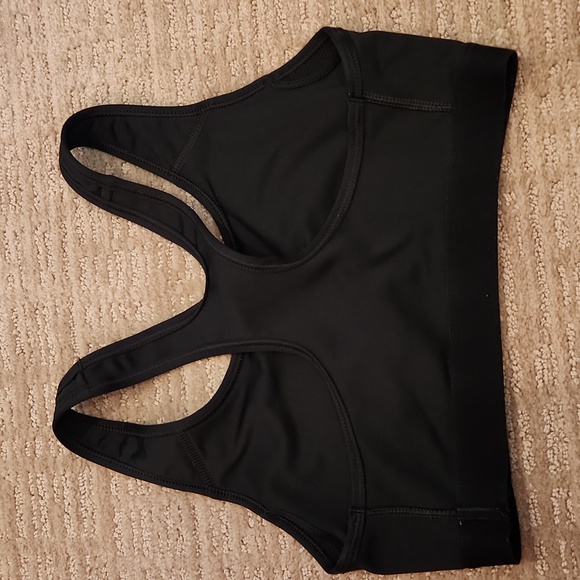 Nike dri-fit sports bra - Picture 2 of 3